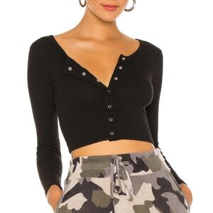 BY SUPERDOWN BLACK Button Down Crew Neck! WEAR ALONE OR GREAT FOR LAYERING!❤️🙏🎁